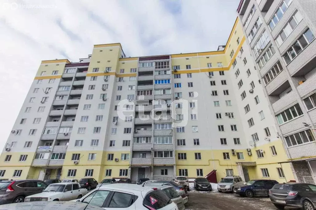 1-комнатная квартира: Энгельс, Кожевенная улица, 12 (40.2 м) - Фото 1