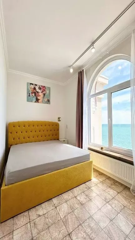 2-к кв. Крым, Евпатория ул. Симферопольская, 2Х (45.0 м) - Фото 0