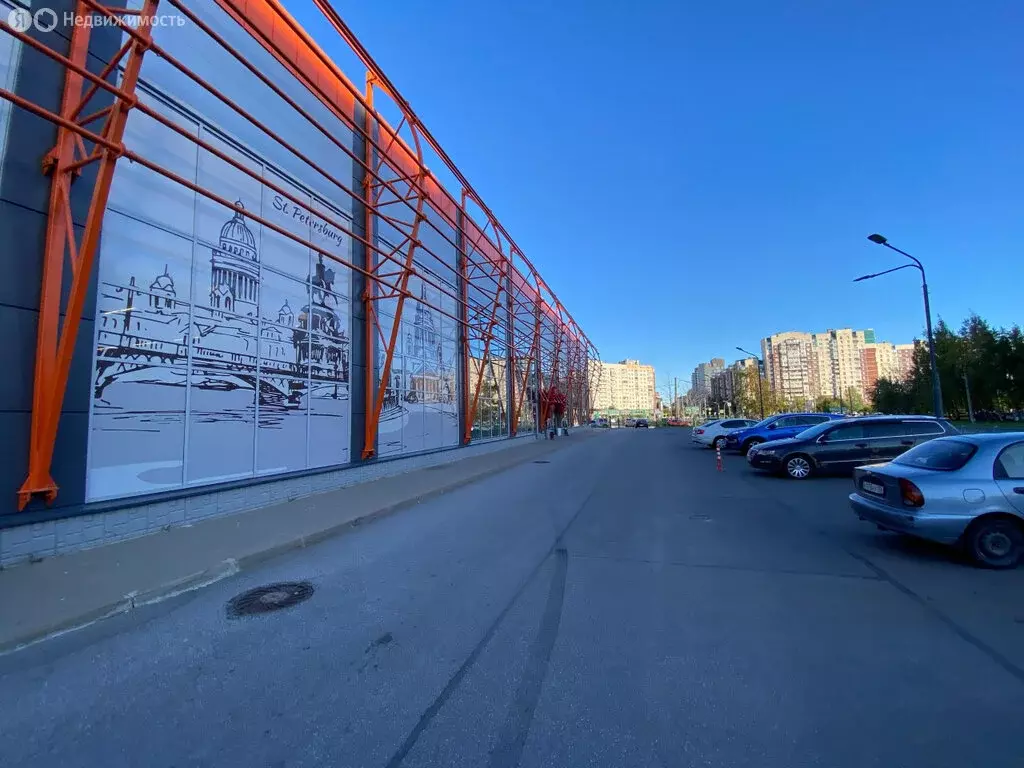 Торговая площадь (500 м) - Фото 1