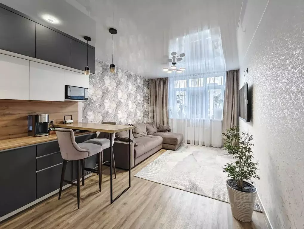 1-к кв. Тюменская область, Тюмень ул. Газовиков, 73к1 (47.1 м) - Фото 1