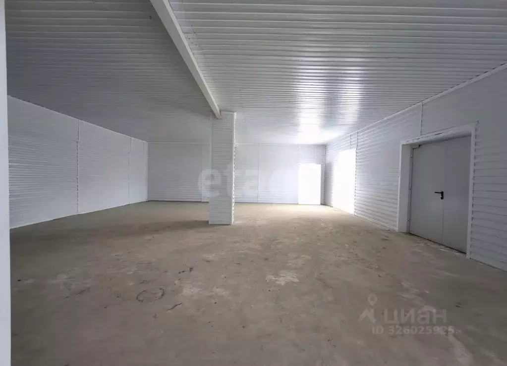 Помещение свободного назначения в Красноярский край, Красноярск Речник ... - Фото 1