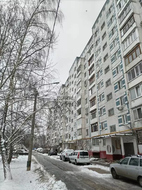 2-комнатная квартира: посёлок городского типа Андреевка, 26 (52 м) - Фото 0