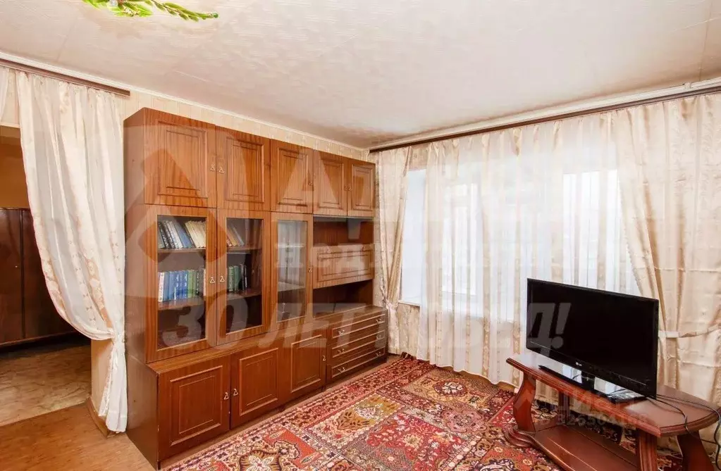 2-к кв. Тюменская область, Тюмень ул. Республики, 90 (43.7 м) - Фото 2