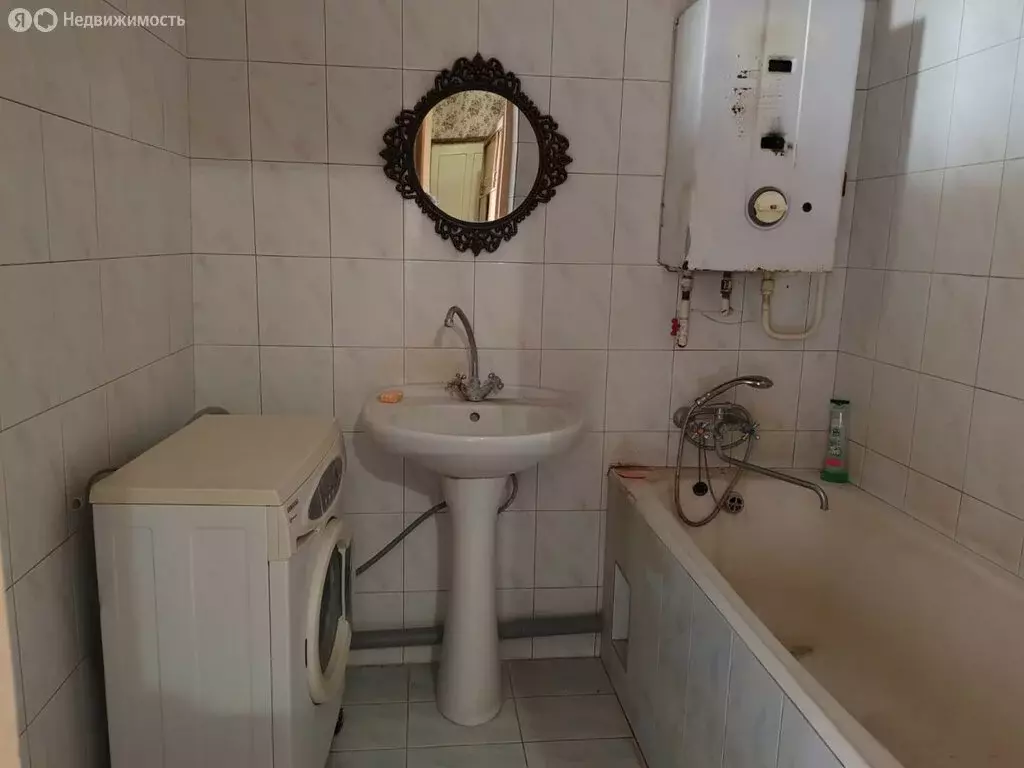 2-комнатная квартира: посёлок городского типа Ахтырский, Красная ... - Фото 2