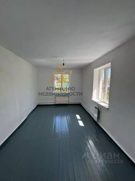 Дом в Крым, Кировский район, с. Партизаны ул. Мира, 74 (45 м) - Фото 2