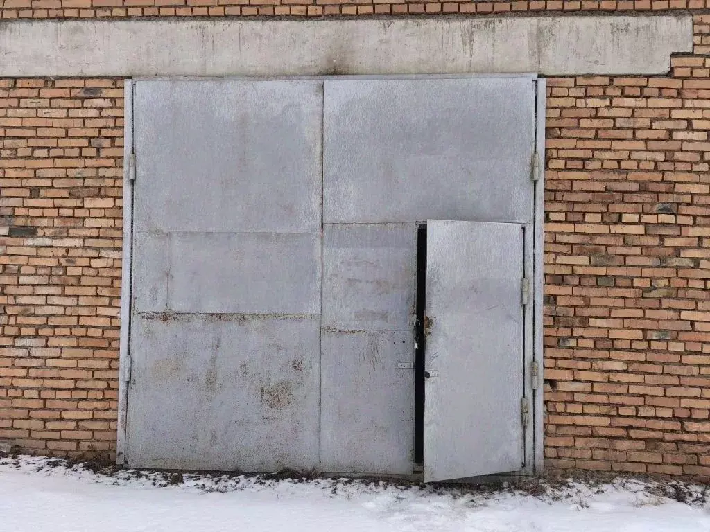 Гараж в Приморский край, Арсеньев ул. Островского, 19 (39 м) - Фото 1