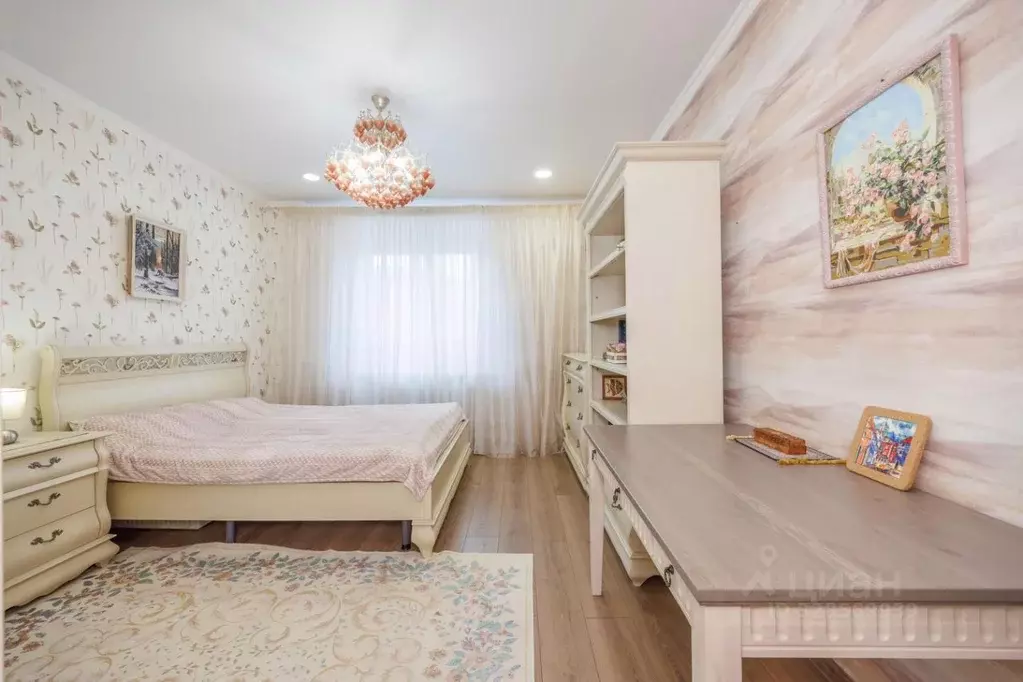 3-к кв. Брянская область, Брянск ул. Дуки, 77 (105.9 м) - Фото 1