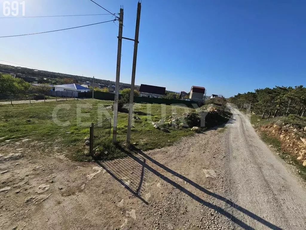 Участок в Севастополь Мрия садоводческое товарищество, 427 (11.2 сот.) - Фото 1