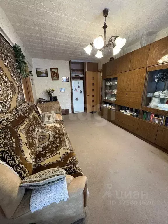 3-к кв. Калужская область, Калуга ул. Степана Разина, 67 (49.9 м) - Фото 2