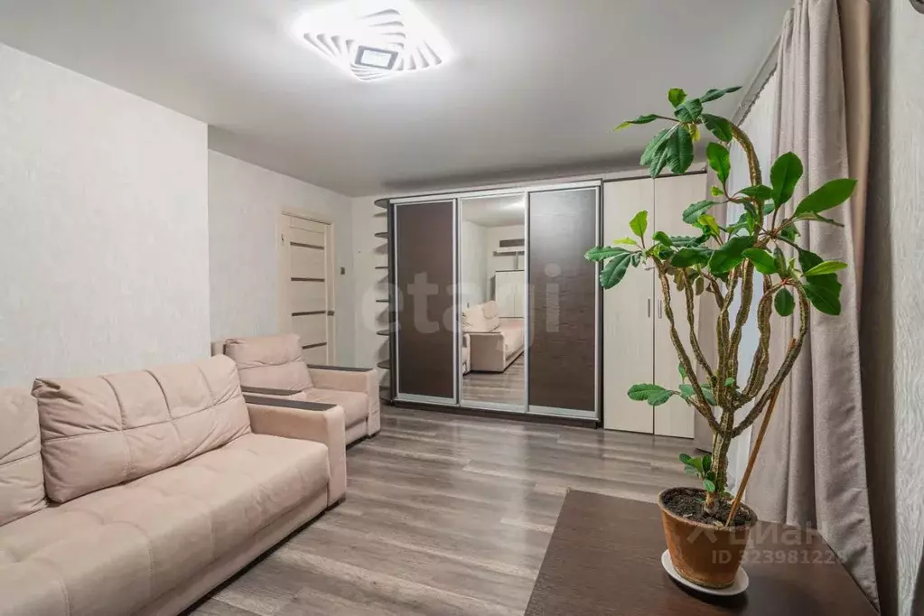 1-к кв. Санкт-Петербург ул. Ленсовета, 87К1 (35.0 м) - Фото 1