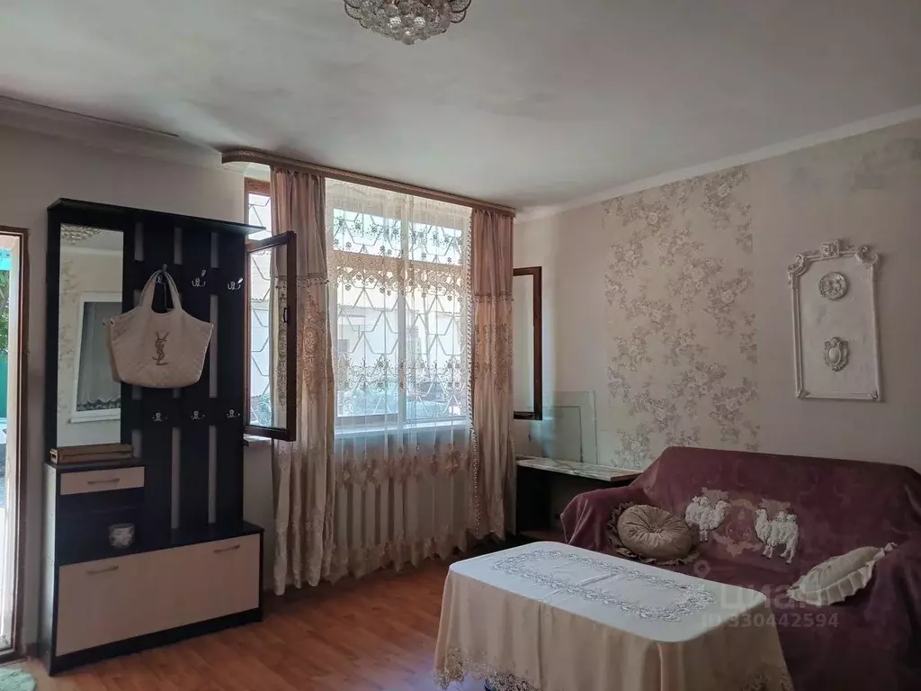 2-к кв. Северная Осетия, Владикавказ ул. Александра Герцена, 4 (60.0 ... - Фото 1