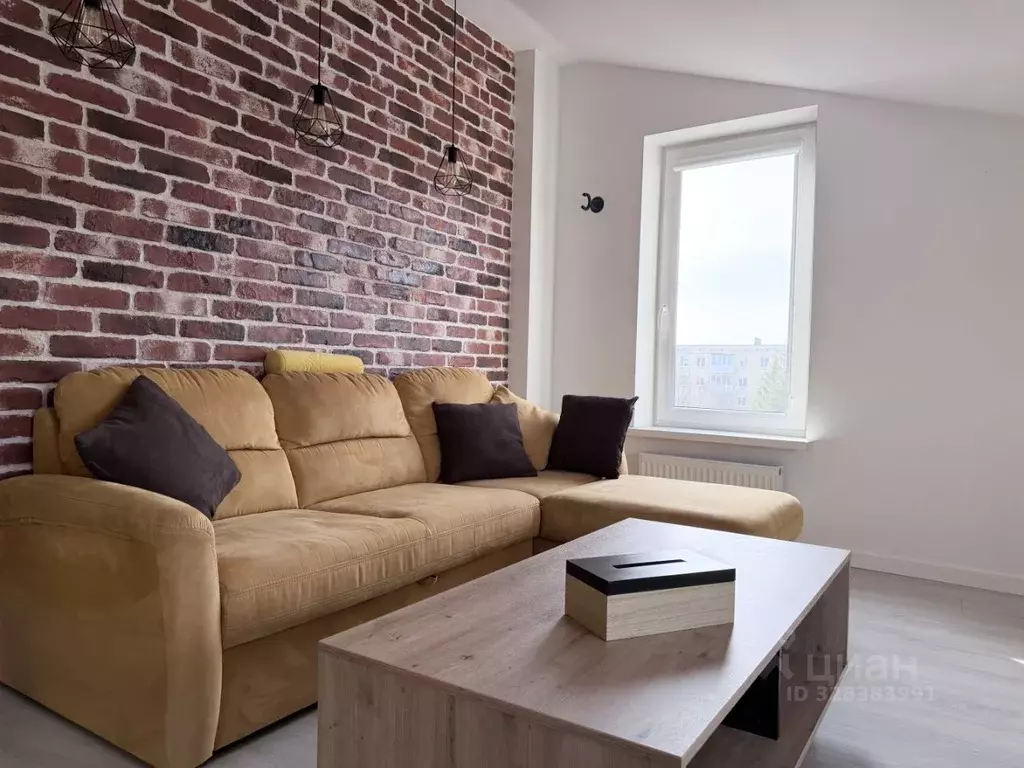 2-к кв. Калининградская область, Калининград Воздушная ул., 34 (70.0 ... - Фото 1