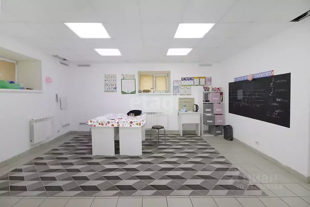 Офис в Свердловская область, Нижний Тагил ул. Карла Маркса, 22 (154 м) - Фото 1