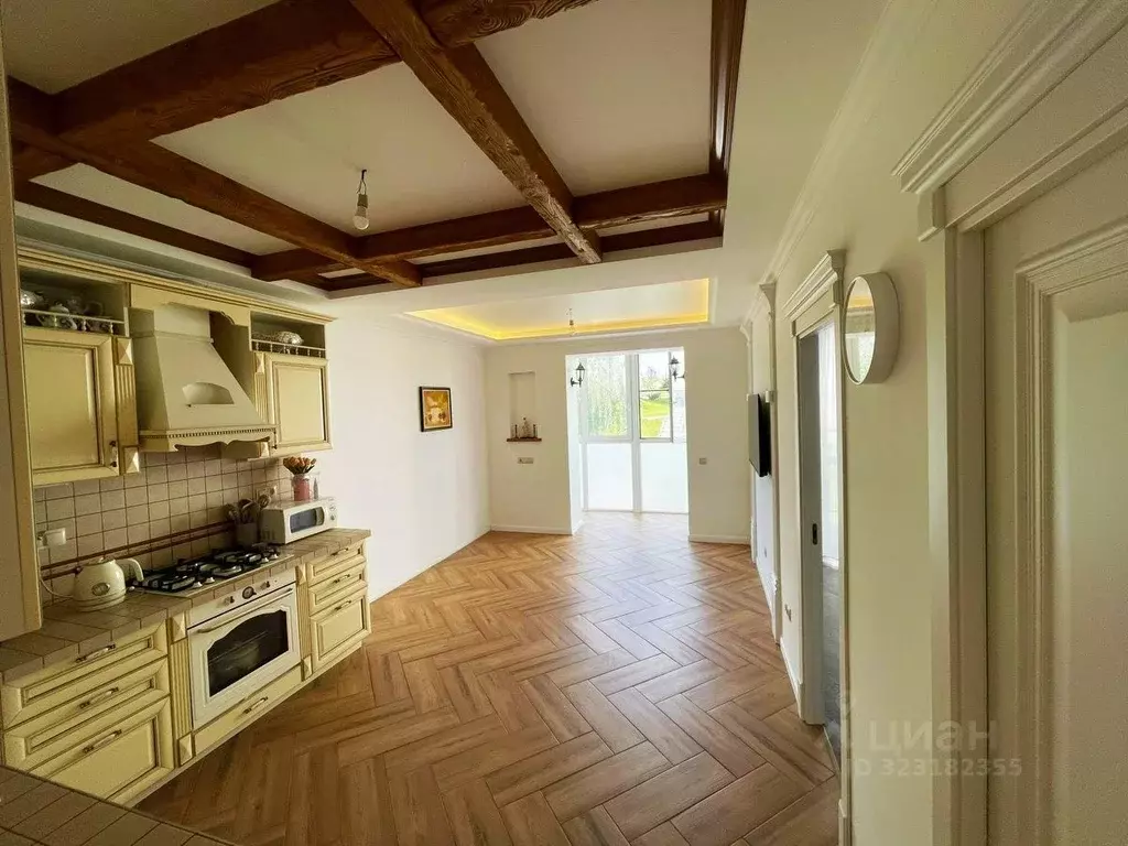 3-к кв. Волгоградская область, Волгоград ул. Тюленева, 11 (75.0 м) - Фото 1