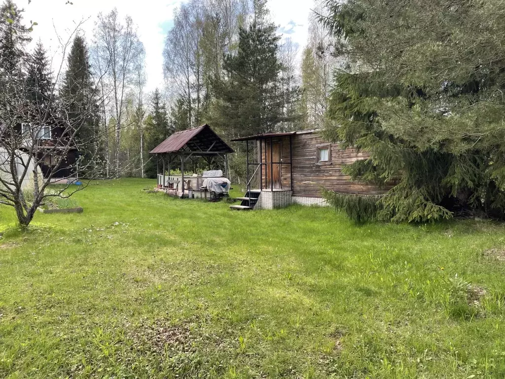 Дом в Ленинградская область, Киришский район, Будогощское городское ... - Фото 0
