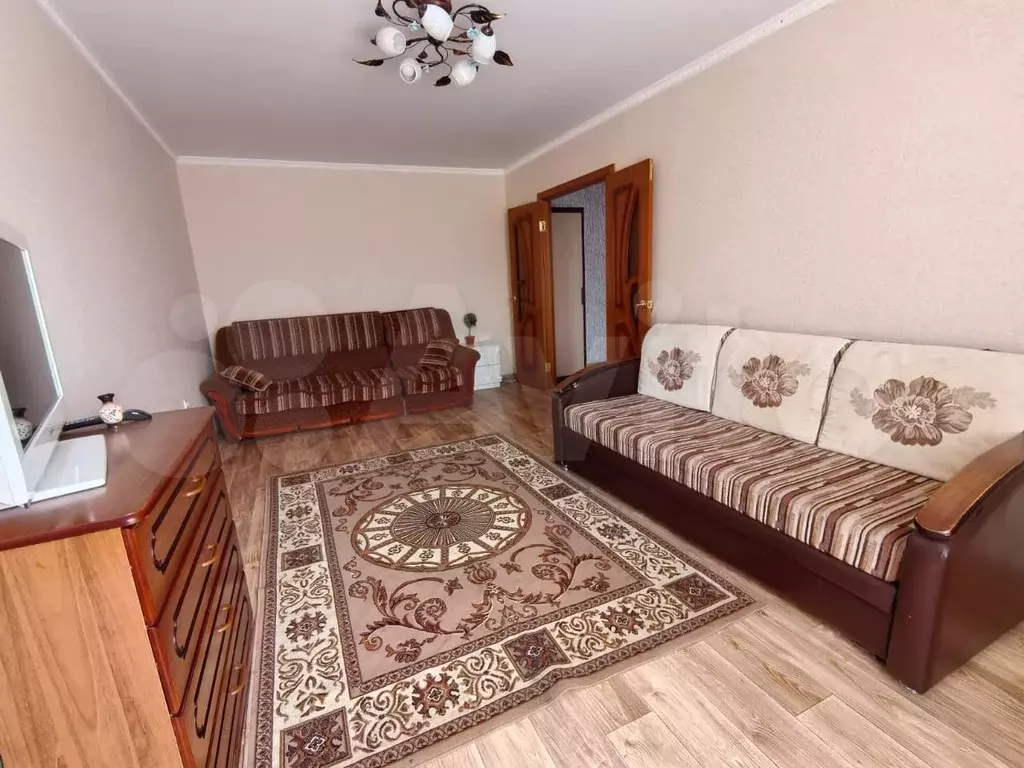 2-к. квартира, 58 м, 3/9 эт. - Фото 0