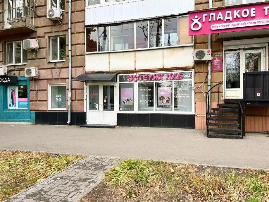 Помещение свободного назначения в Саратовская область, Саратов пл. ... - Фото 0