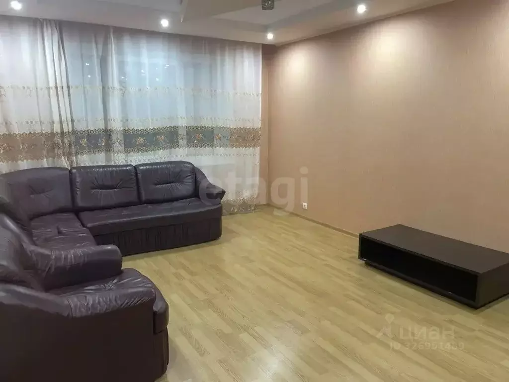 2-к кв. Санкт-Петербург Гаккелевская ул., 33к1 (73.8 м) - Фото 1