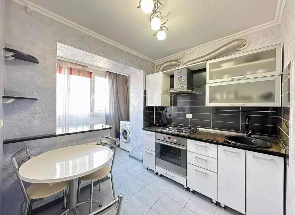 2-к кв. Кабардино-Балкария, Нальчик ул. Неделина, 2 (40.0 м) - Фото 1