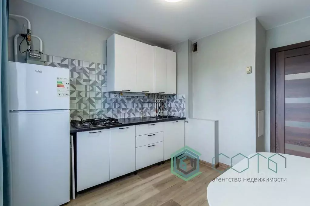 1-к кв. Калининградская область, Калининград Осенняя ул., 1 (39.9 м) - Фото 2