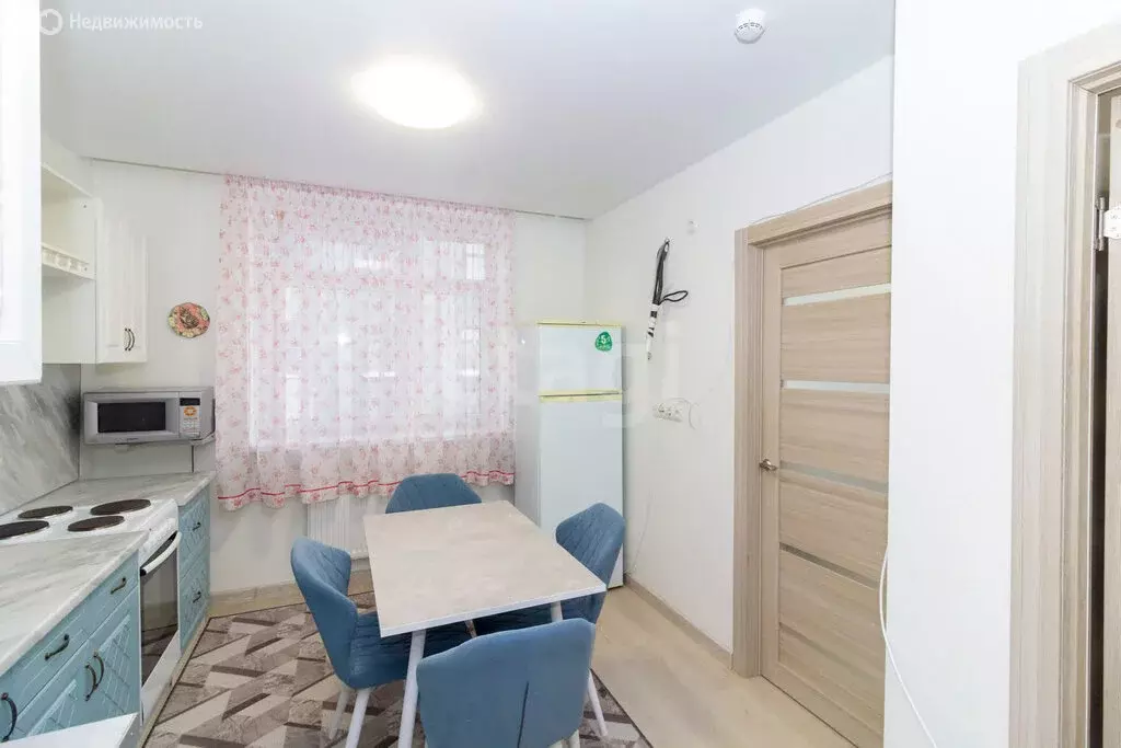 2-комнатная квартира: Тюмень, улица Первооткрывателей, 14 (40.9 м) - Фото 2