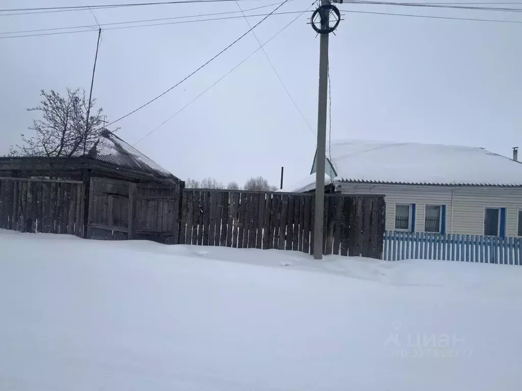 Дом в Омская область, Большеречье рп ул. Набережная, 55 (51 м) - Фото 2