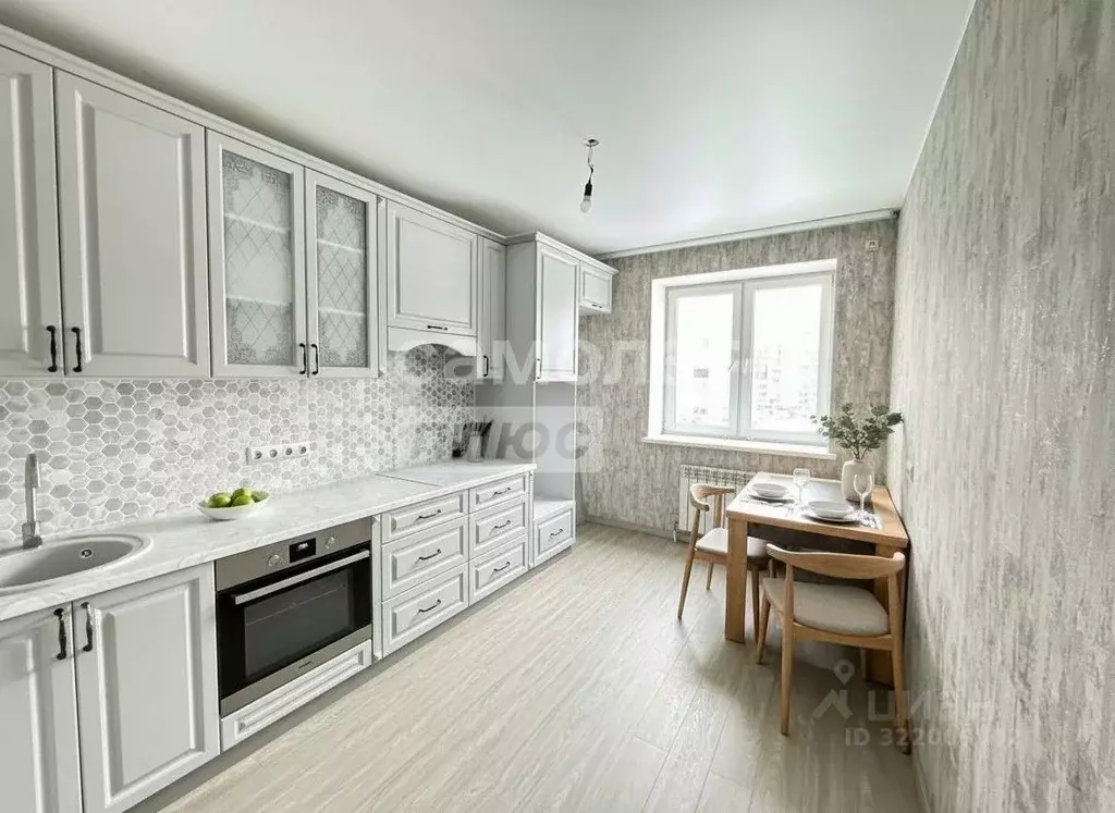 3-к кв. Омская область, Омск ул. Перелета, 19 (90.89 м) - Фото 1