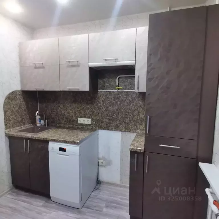 2-к кв. Свердловская область, Талица ул. Пушкина, 5 (48.2 м) - Фото 1