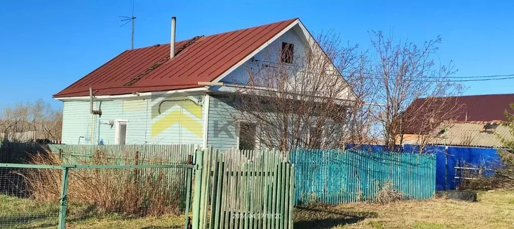 Дом в Омская область, Омский район, Комсомольское с/пос, д. ... - Фото 0