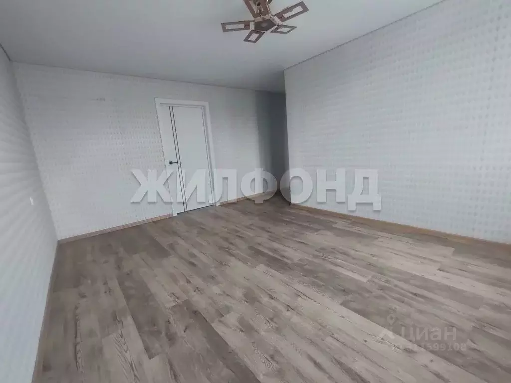 3-к кв. Алтайский край, Барнаул ул. Попова, 51 (60.2 м) - Фото 0
