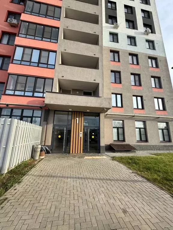 2-к кв. Тульская область, Тула ул. Карпова, 98к3 (74.0 м) - Фото 2