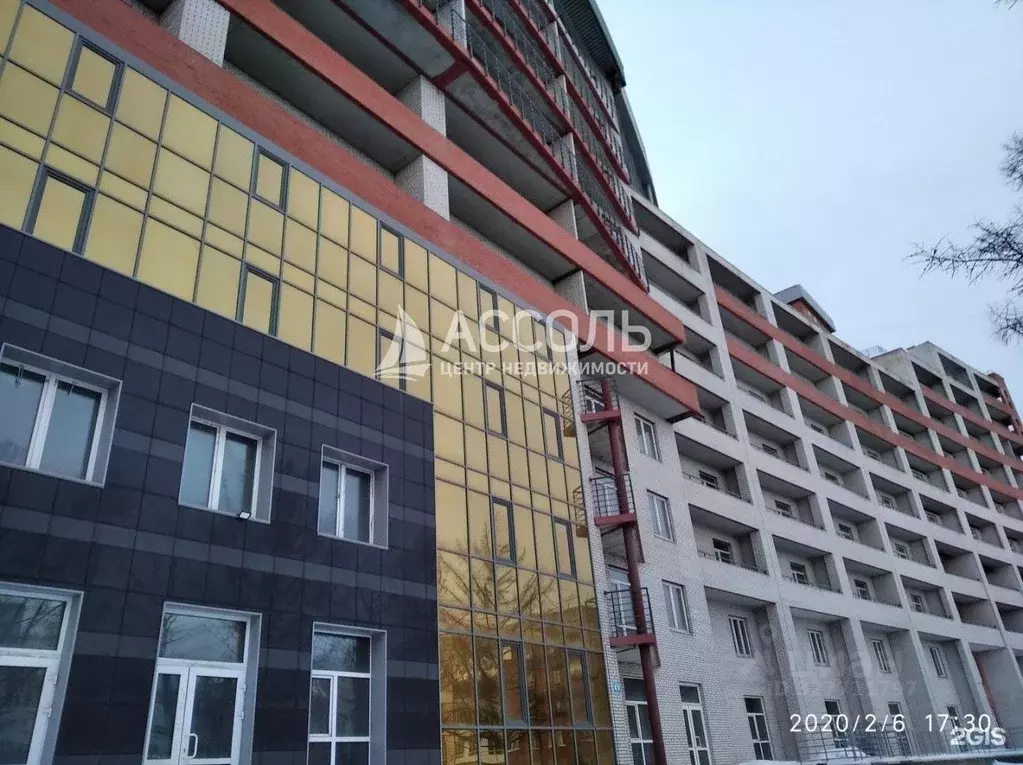 3-к кв. Омская область, Омск ул. Яковлева, 15 (95.8 м) - Фото 1