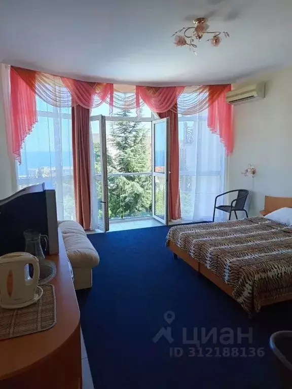 Комната Крым, Алушта муниципальный округ, с. Лазурное ул. Слуцкого, 64 - Фото 0