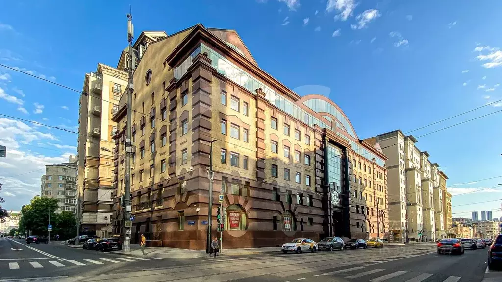 Помещение свободного назначения в Москва Лесная ул., 6 (13963 м) - Фото 1