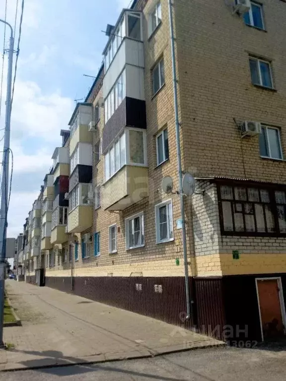 2-к кв. Белгородская область, Новый Оскол 1 Мая ул., 6 (43.9 м) - Фото 0
