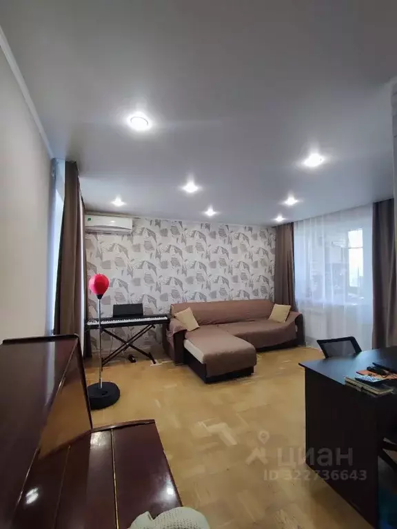 3-к кв. Самарская область, Тольятти Ленинский просп., 5 (67.0 м) - Фото 2