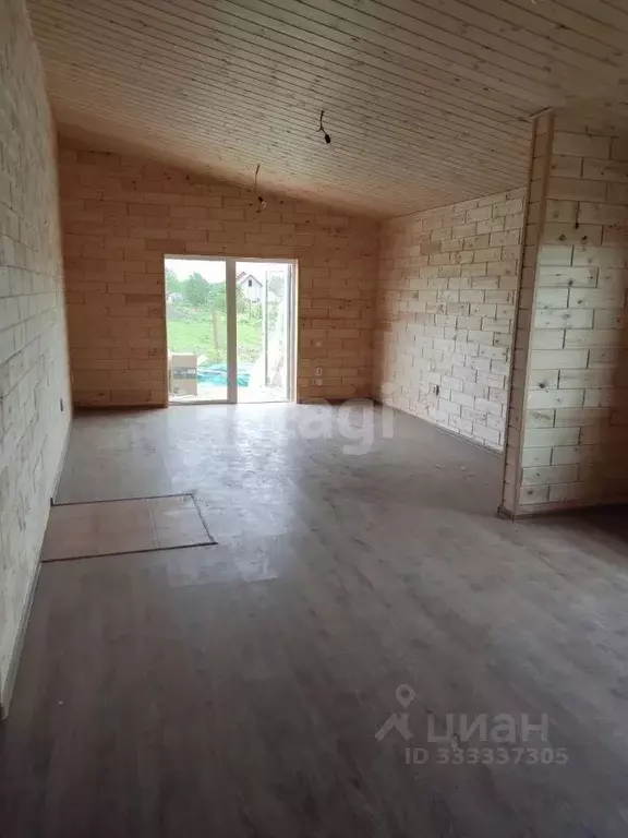 Дом в Ленинградская область, Волосовский район, д. Клопицы 74 (93 м) - Фото 1