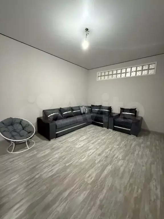 2-к. квартира, 60 м, 2/11 эт. - Фото 0