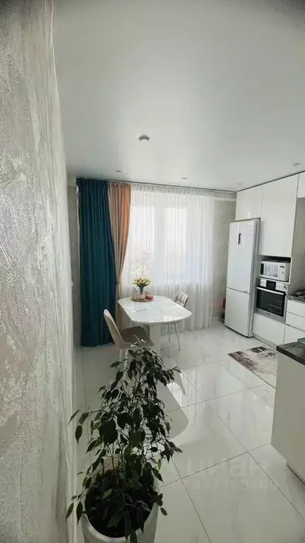 1-к кв. Омская область, Омск бул. Архитекторов, 1Г (40.0 м) - Фото 1