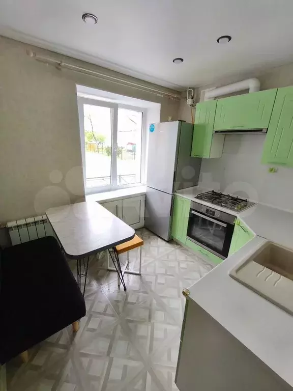 2-к. квартира, 42 м, 1/5 эт. - Фото 1