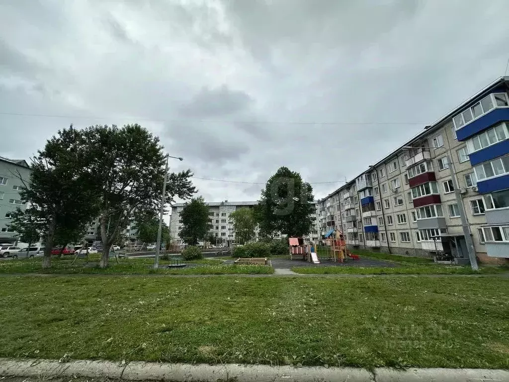 3-к кв. Сахалинская область, Южно-Сахалинск Комсомольская ул., 290 ... - Фото 0