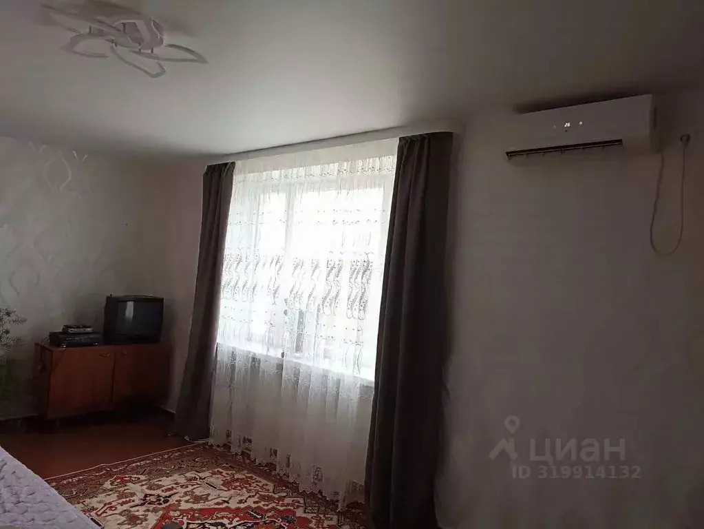 2-к кв. Крым, Сакский район, Лесновское с/пос, с. Прибрежное ул. ... - Фото 2