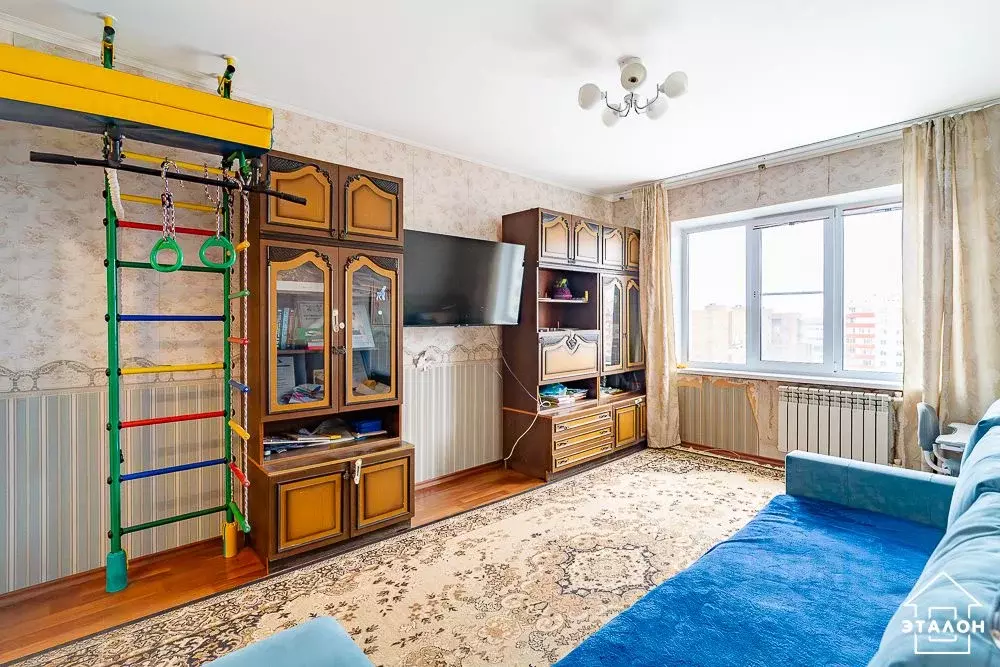 3-к кв. Омская область, Омск Заозерный мкр, просп. Менделеева, 43 ... - Фото 2