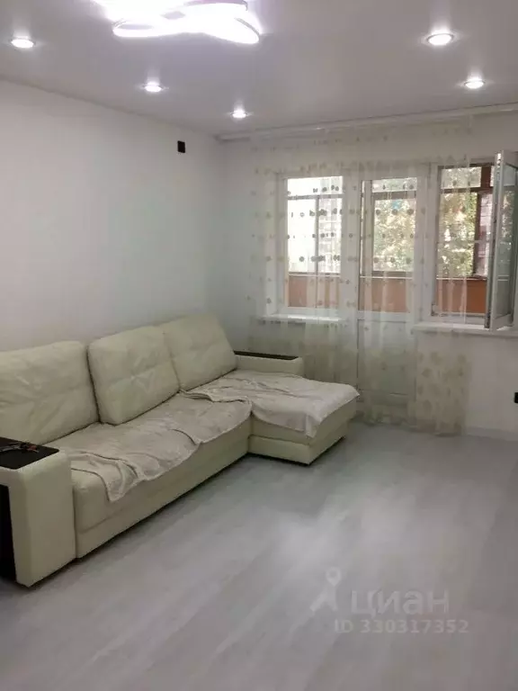 2-к кв. Коми, Сыктывкар ул. Карла Маркса, 180 (48.0 м) - Фото 1