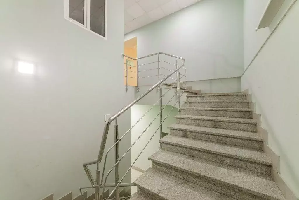 Офис в Свердловская область, Верхняя Пышма ул. Петрова, 11В (15 м) - Фото 1