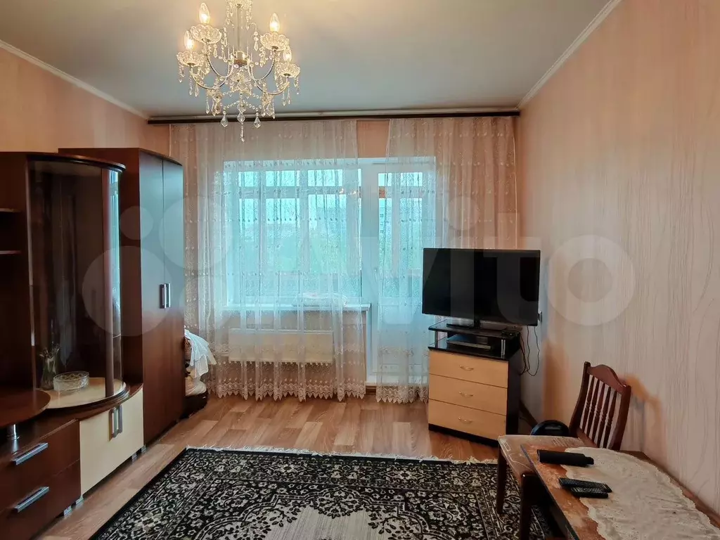 1-к. квартира, 37 м, 6/9 эт. - Фото 1