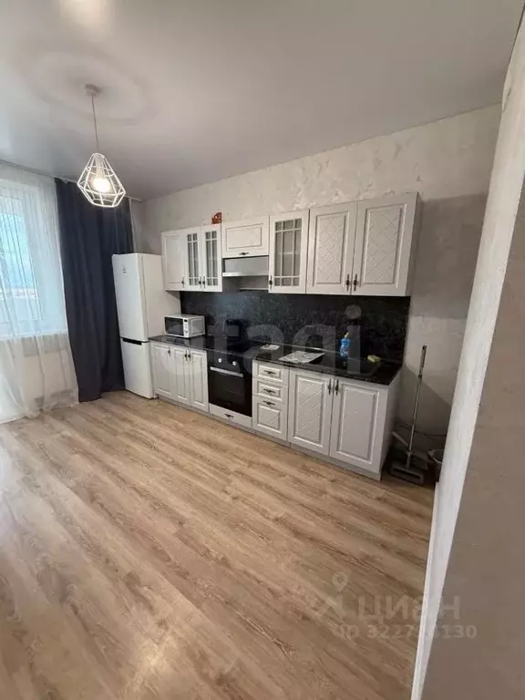 1-к кв. Тюменская область, Тюмень Велижанская ул., 68к1 (43.0 м) - Фото 1