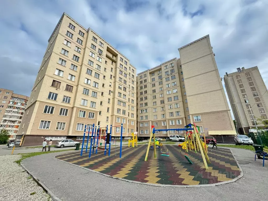 2-к кв. Кабардино-Балкария, Нальчик Московская ул., 3Б (63.0 м) - Фото 0