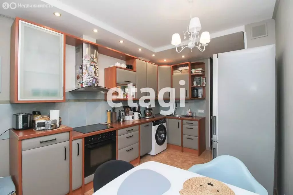 3-комнатная квартира: Красноярск, микрорайон Взлётка, улица Весны, 17 ... - Фото 1