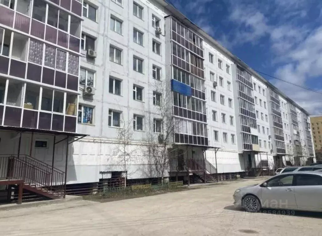 2-к кв. Саха (Якутия), Якутск ул. Ярославского, 7 (50.0 м) - Фото 0